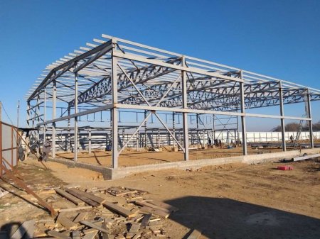 بناء هناجر حديد في جيزان